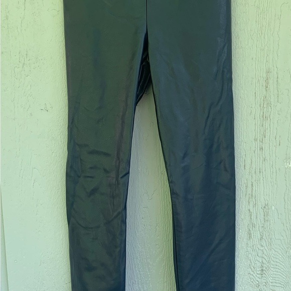 WHBM Vegan Leather Runway Leggings Navy Blue Size 0 Chic Classic Boho Festival - Picture 3 of 15